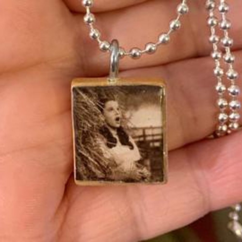 (2/$12, 4/$20) Somewhere Over The Rainbow Necklace